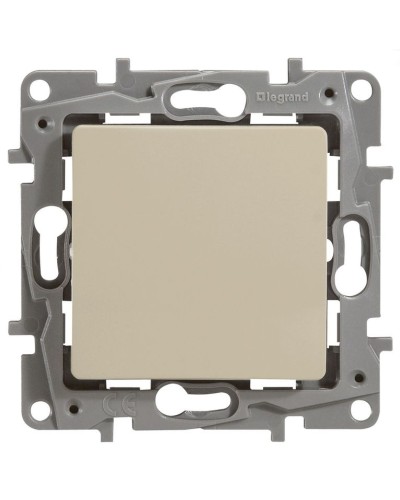 Выключатель 10AX-250В ETIKA, слоновая кость (672301). Выключатель. LegranD в Йошкар-Оле